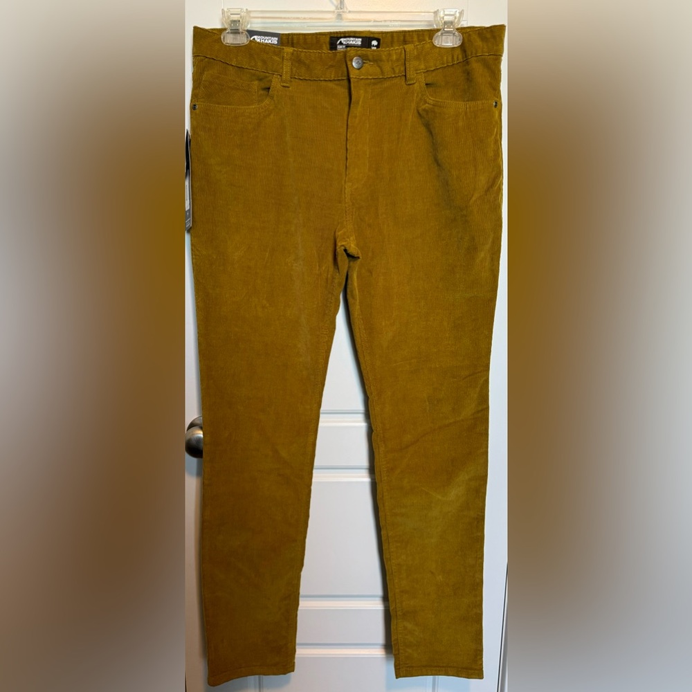 NWT Mountain Khakis Woman’s Corduroy Pants